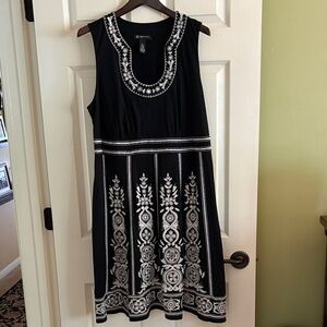 INC black embroidered dress 1x